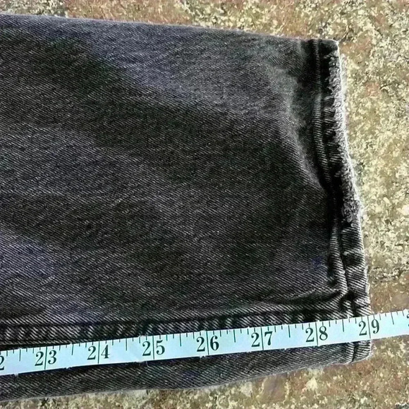 Abercrombie 90’s Straight Ultra High Rise Curve Love Black Distressed Jeans 10R - Picture 12 of 15